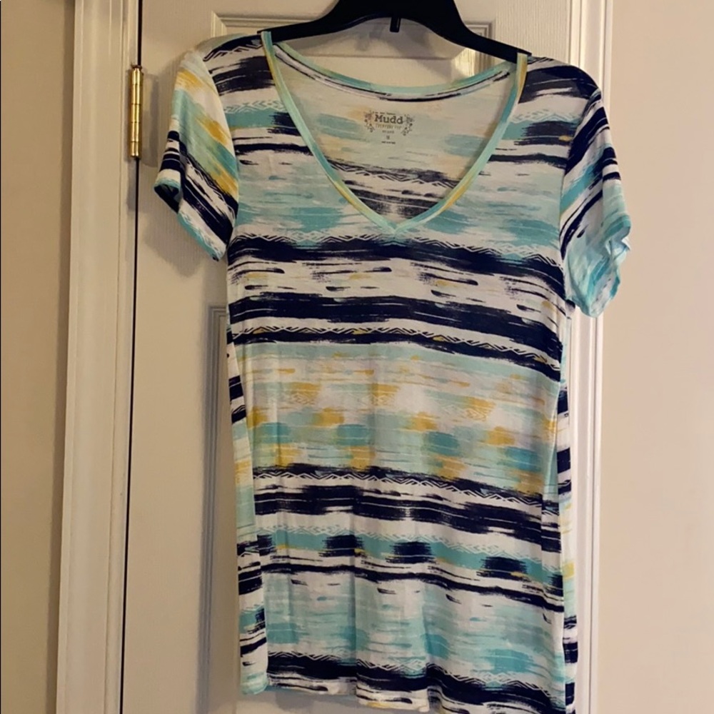 Mudd Multicolored V-neck Everyday Tee